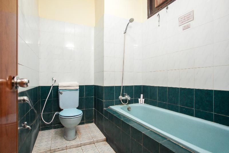 מלון סרנגן Oyo 940 Telaga Mas International מראה חיצוני תמונה